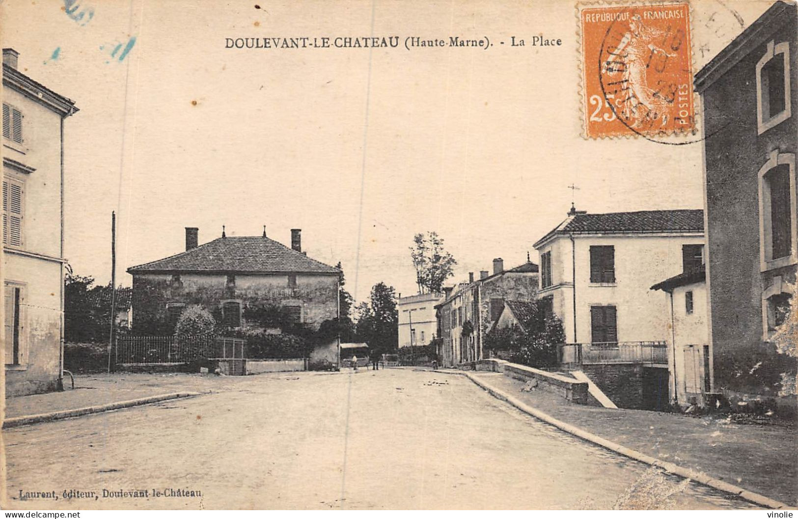 24-4084 : DOULEVANT-LE-CHATEAU. LA PLACE - Doulevant-le-Château