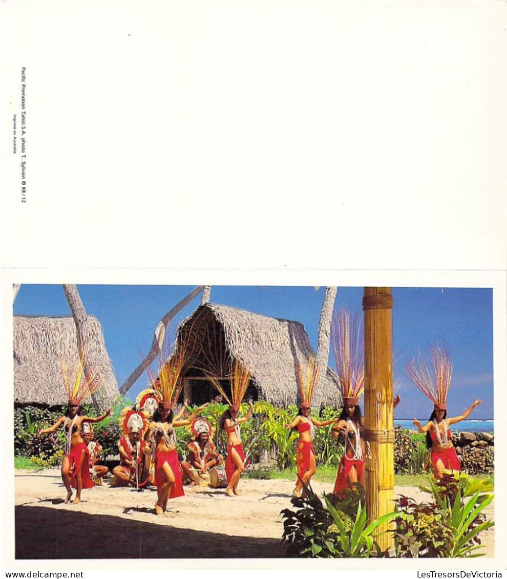 Tahiti - Meilleurs Vœux De Tahiti - Tiki Village A Moorea - Danseuses - Carte Postale Moderne - Tahiti