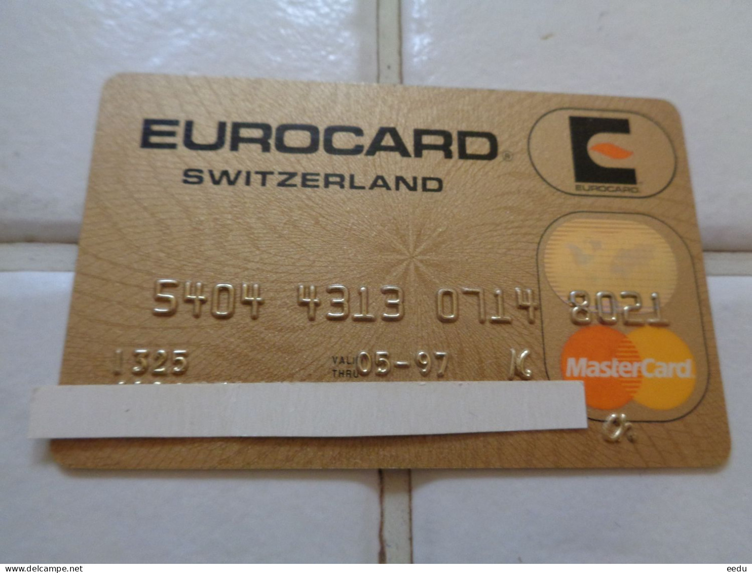 Switzerland Bank Card - Cartes De Crédit (expiration Min. 10 Ans)