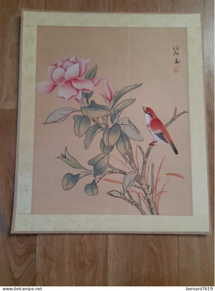 Peinture Sur Soie  XX E  Peinte A La Main En Chine - Signee - Fleur- Oiseau - Arte Asiático