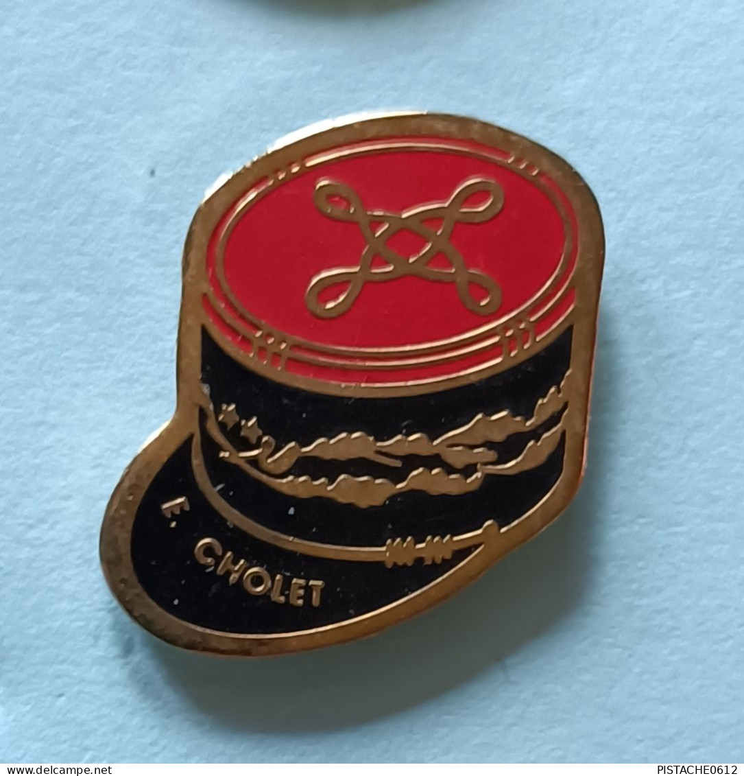 Pin's Militaire E.Cholet Képi De Général - Army