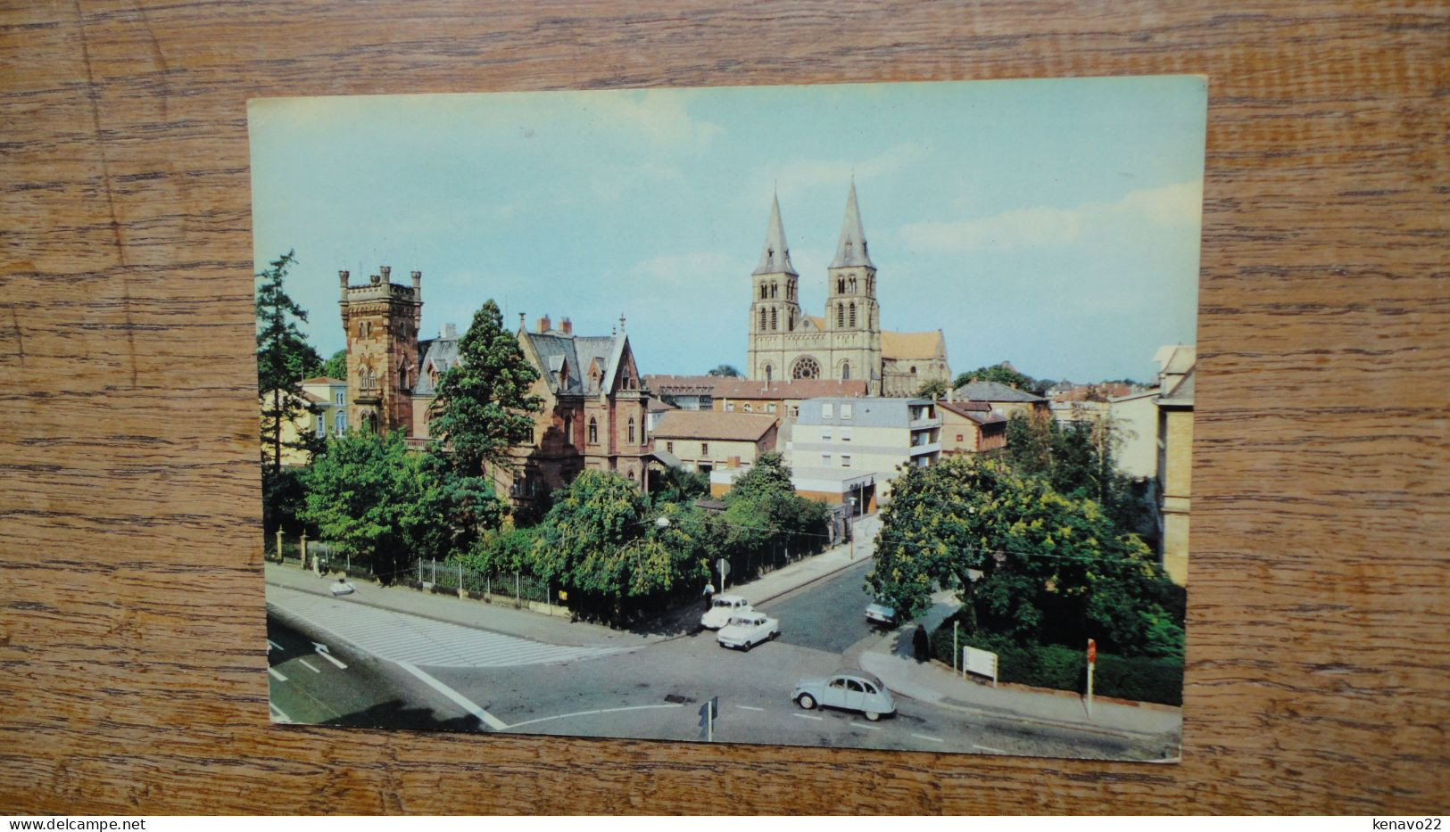 Allemagne , Landau / Pfalz , Schlösschen Und Marienkirche ( Timbre Français Et Cachet Poste Aux Armées De 1977 ) - Landau