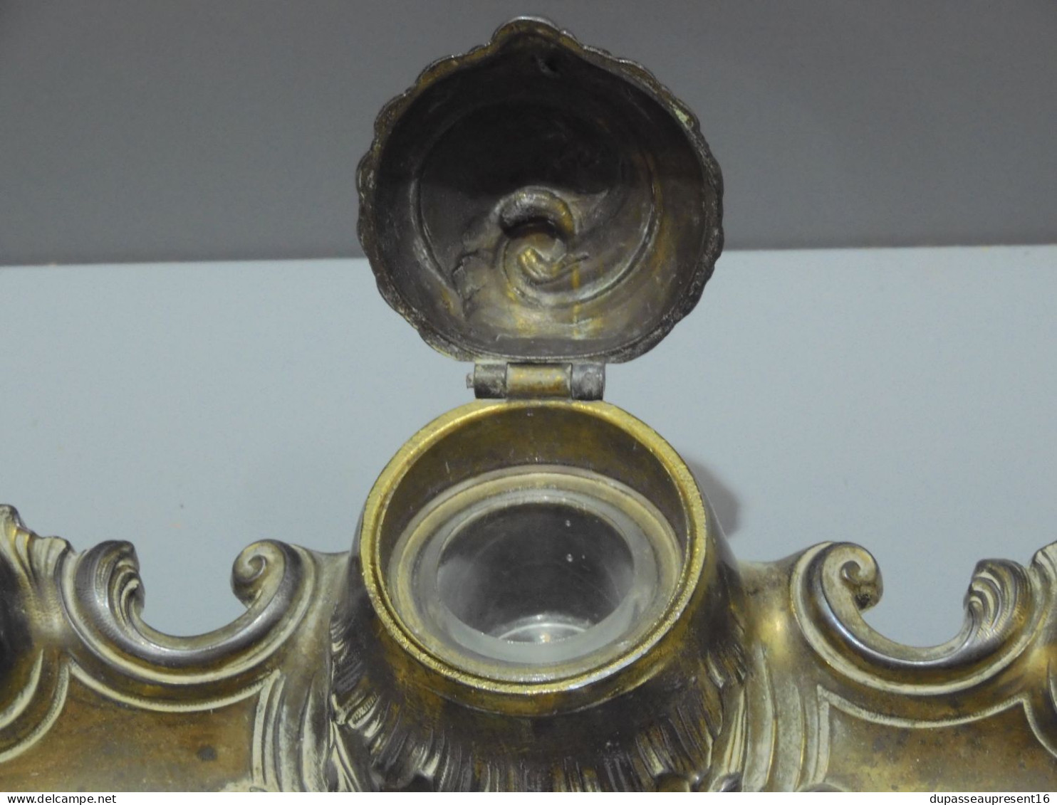 -ENCRIER ANCIEN REGULE Doré ORFEVRERIE DILECTA FABRICATION Française    E - Inkwells