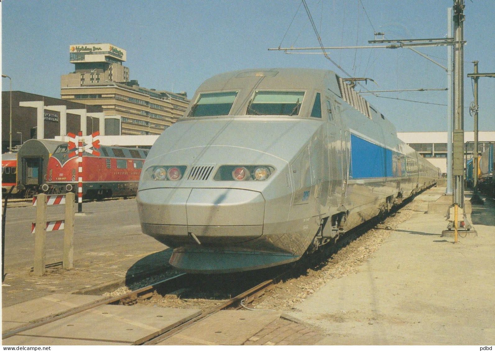 TGV 86 . SNCF . Photo Rail Color  . Grand Format . TGV Atlantique . Utrecht CS . 21 06 1989 . - Trains