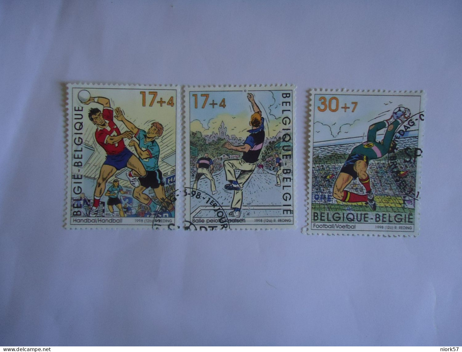 BELGIUM  3  USED  STAMPS  SPORTS  FOOTBALL HANDBALL - Otros & Sin Clasificación