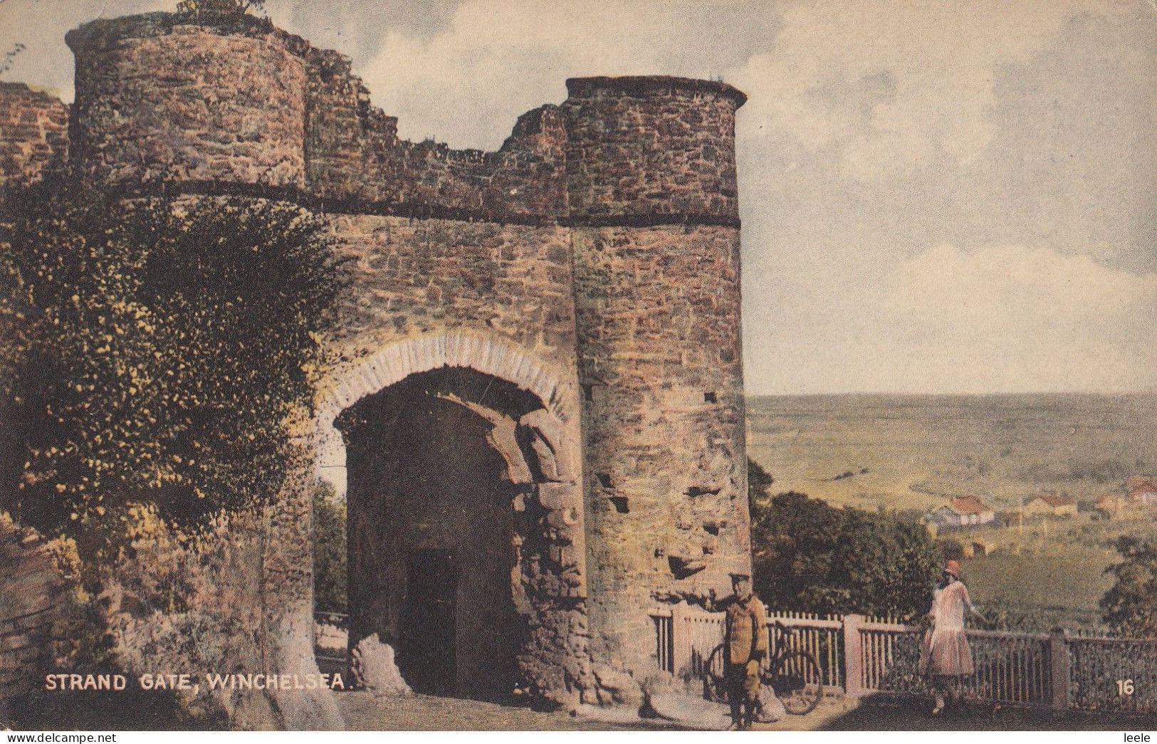 CM66. Vintage Postcard. The Strand Gate, Winchelsea. Sussex - Autres & Non Classés