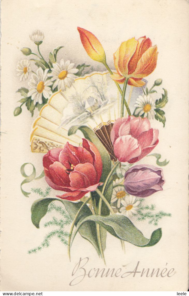 CM33. Vintage French Greetings Postcard. Tulips And A Fan. - Otros & Sin Clasificación