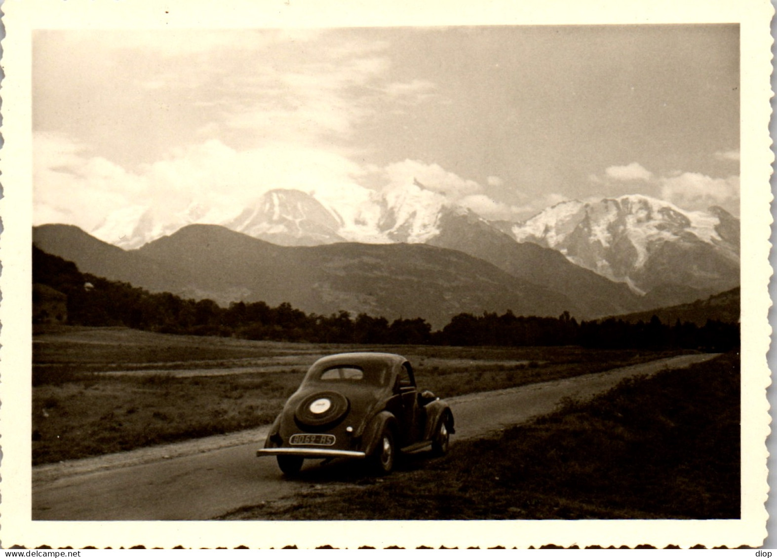 Photographie Photo Vintage Snapshot Amateur Automobile Voiture Plaine De Vaux - Cars