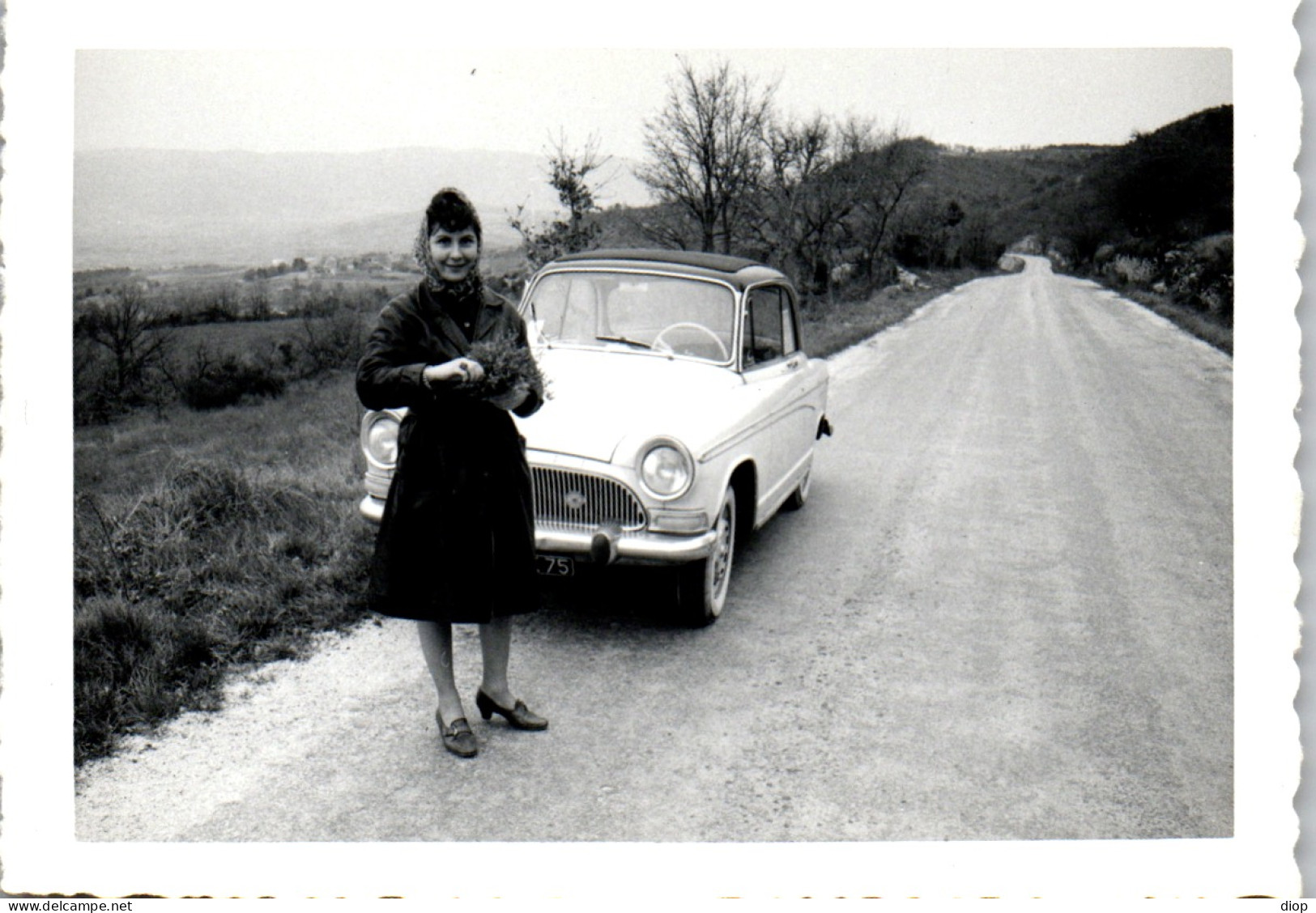 Photographie Photo Vintage Snapshot Amateur Automobile Voiture Femme - Auto's