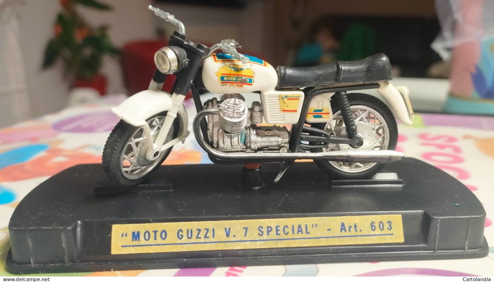 1:25 MERCURY Italy 603 Moto Guzzi V7 Special 1970 Bianco - Andere & Zonder Classificatie