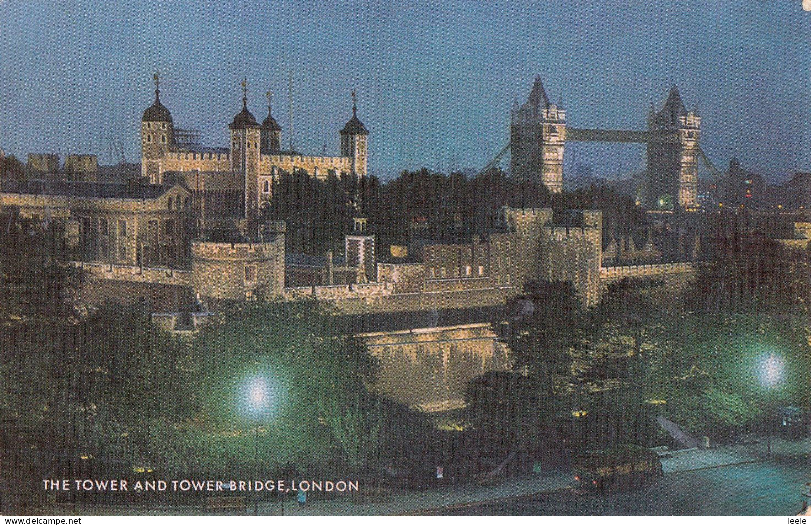 CN52. Postcard. The Tower And Tower Bridge, London. At Night. - Tower Of London