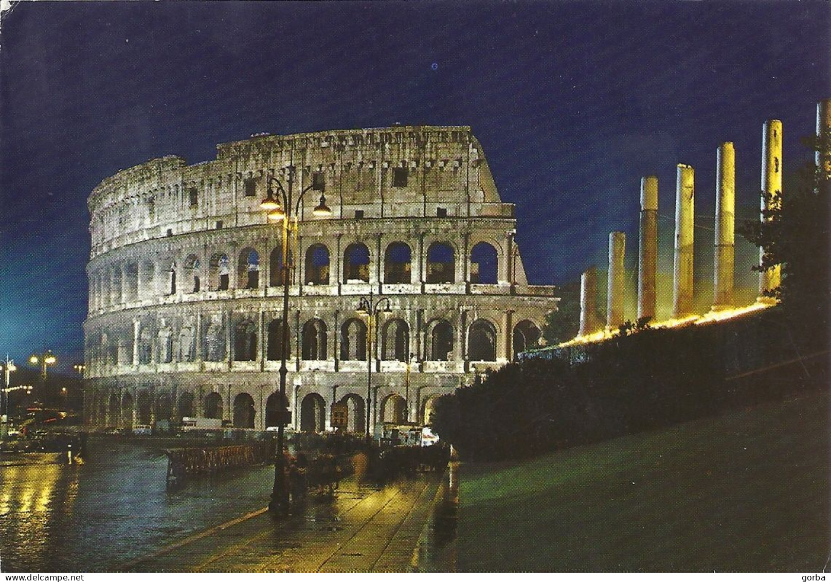 *CPM - ITALIE - LATIUM - ROME - Le Colisée De Nuit - Coliseo