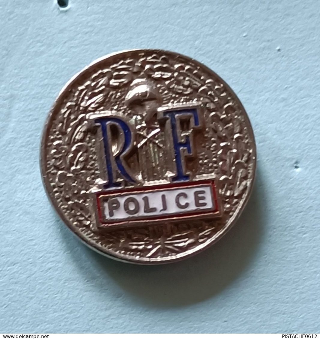 Pin's RF Police République Française - Polizia