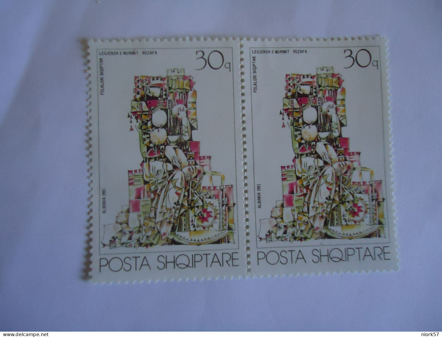 ALBANIA  MNH   PAIR  STAMPS   CULTURE   PAINTING - Otros & Sin Clasificación