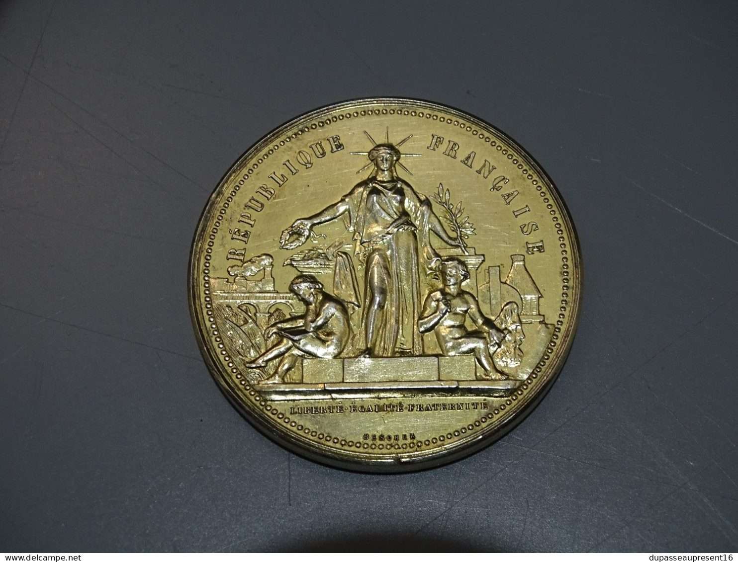 -ANCIENNE MEDAILLE ARGENT 1 er prix CONCOURS AGRICOLE Chalais 1893 avec diplôme