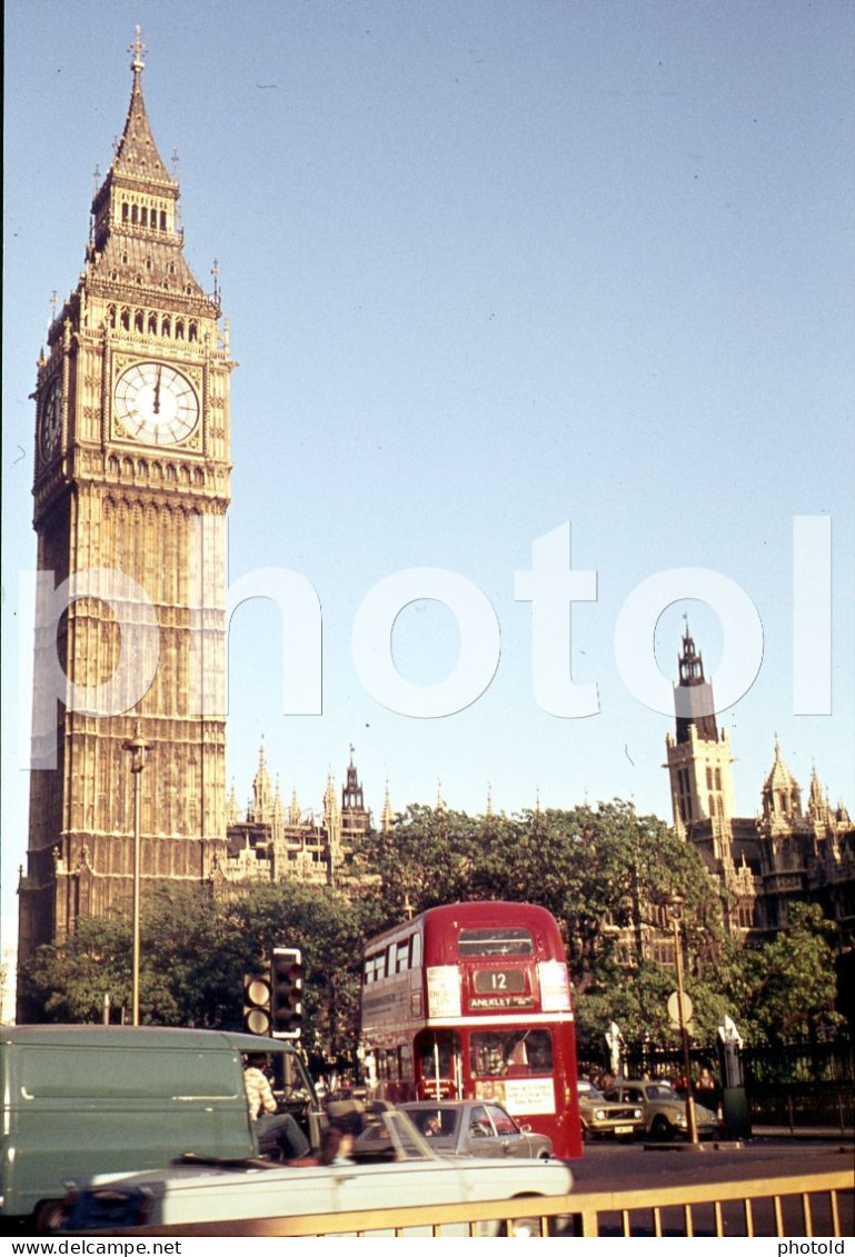 6 SLIDES SET VOLKSWAGEN TL TRIUMPH HERALD CARS LONDON ENGLAND UK AMATEUR 35mm DIAPOSITIVE SLIDE not PHOTO no FOTO NB3974