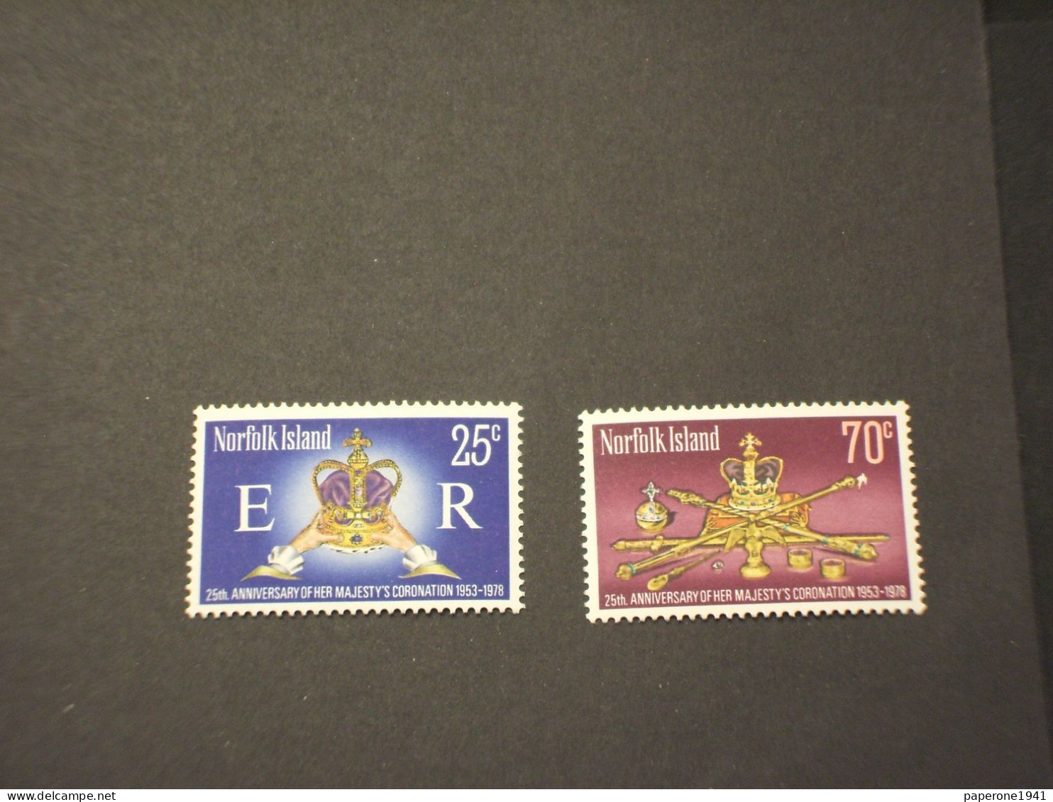 NORFOLK - 1978 25mo REGINA 2 VALORI - NUOVI(++) - Norfolk Island