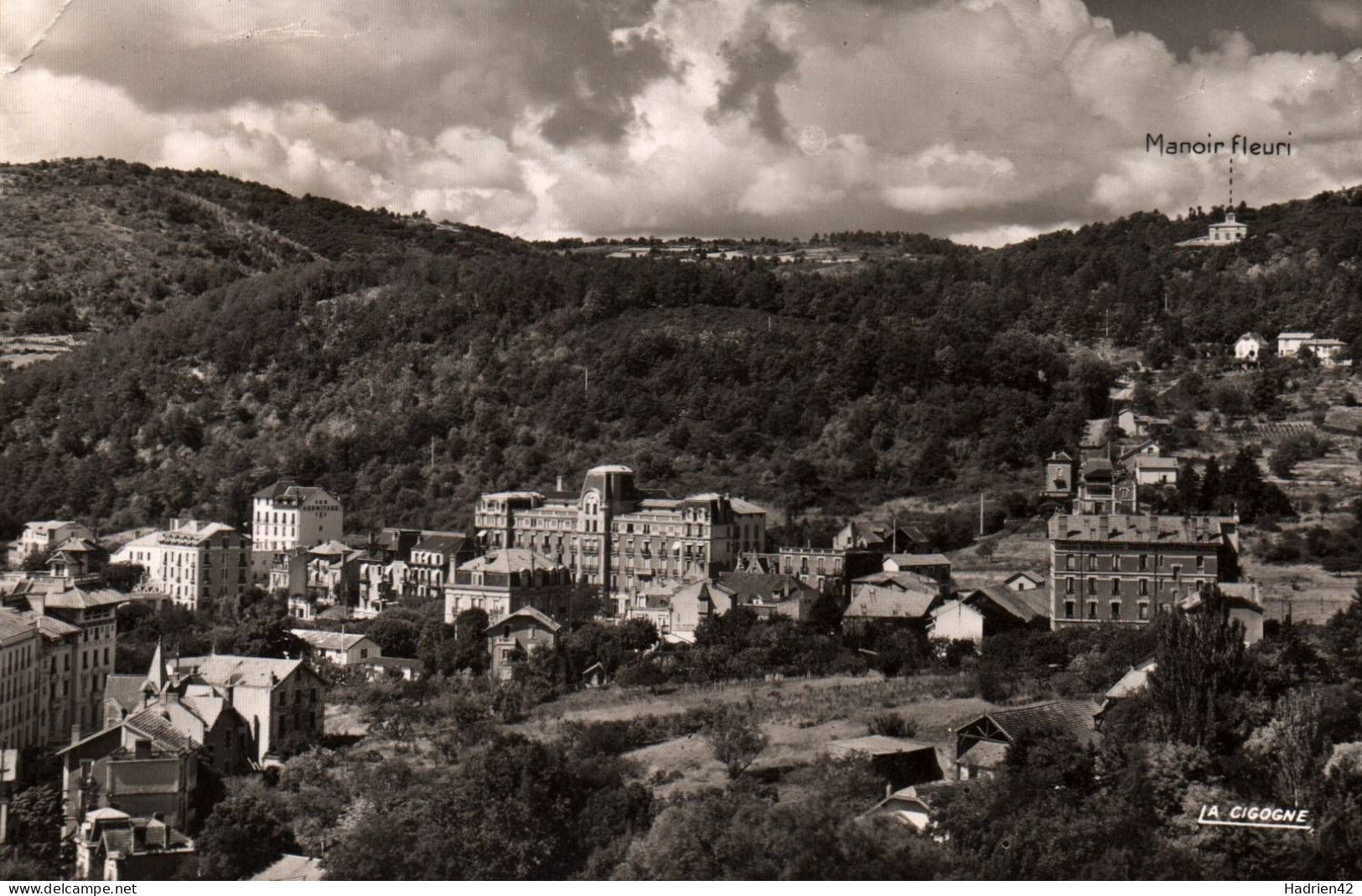 RECTO/VERSO - CPA - CHATEL GUYON - MANOIR FLEURI - COLLINE DU CALVAIRE - STATION THERMALE - CACHET 1954 - Châtel-Guyon