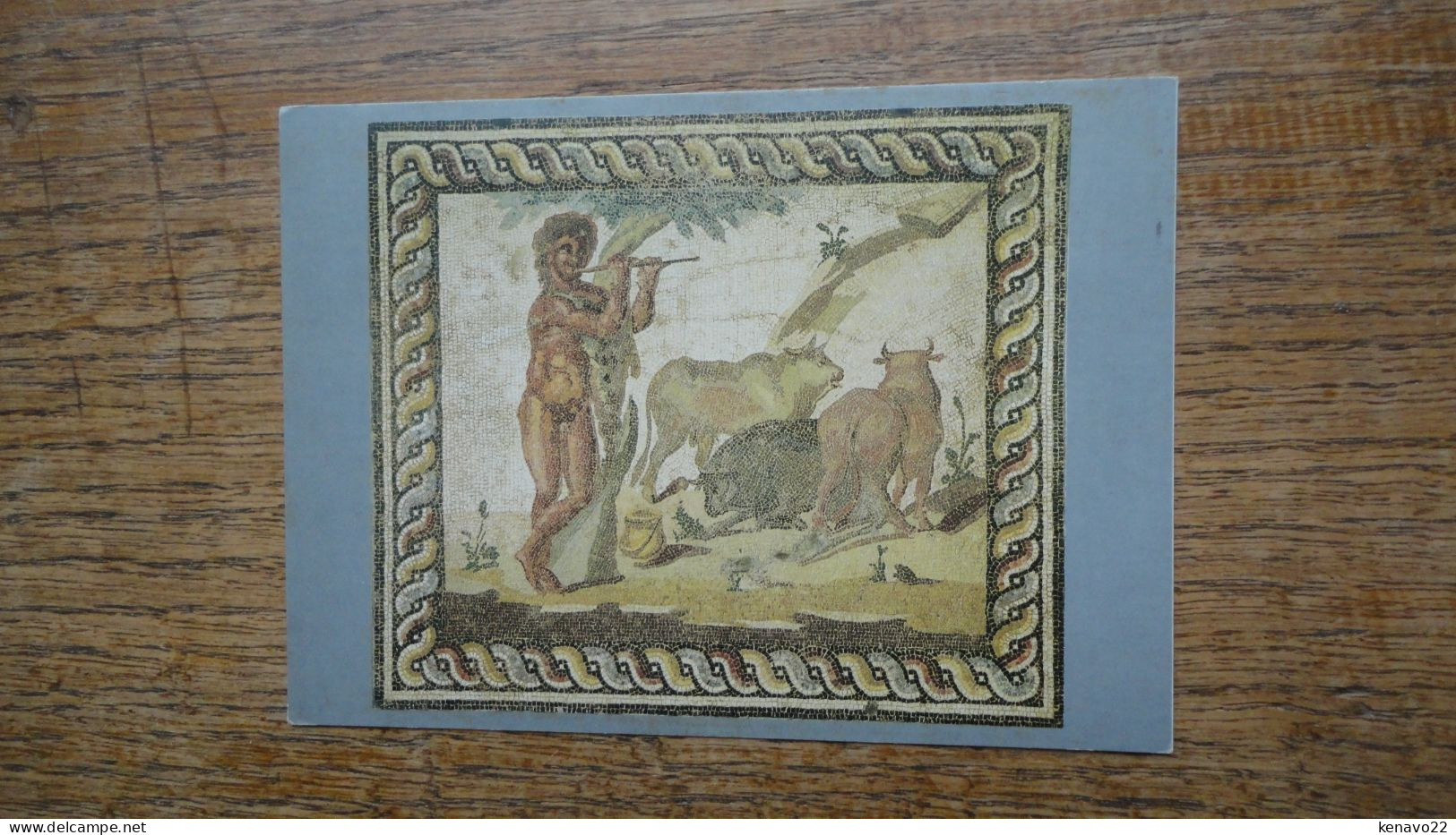 Grèce , Corinthe Ancienne , Musée , Pavement De Mosaique D'une Villa Romaine , Bouvier Jouant De La Flüte - Grecia