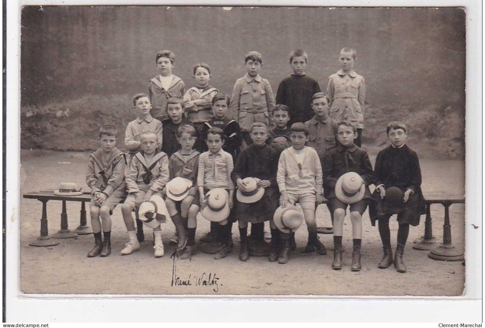 BESSE : Souvenir De Ton Cousin Dans La Classe Avec Ses Camarades - Très Bon état - Besse Et Saint Anastaise