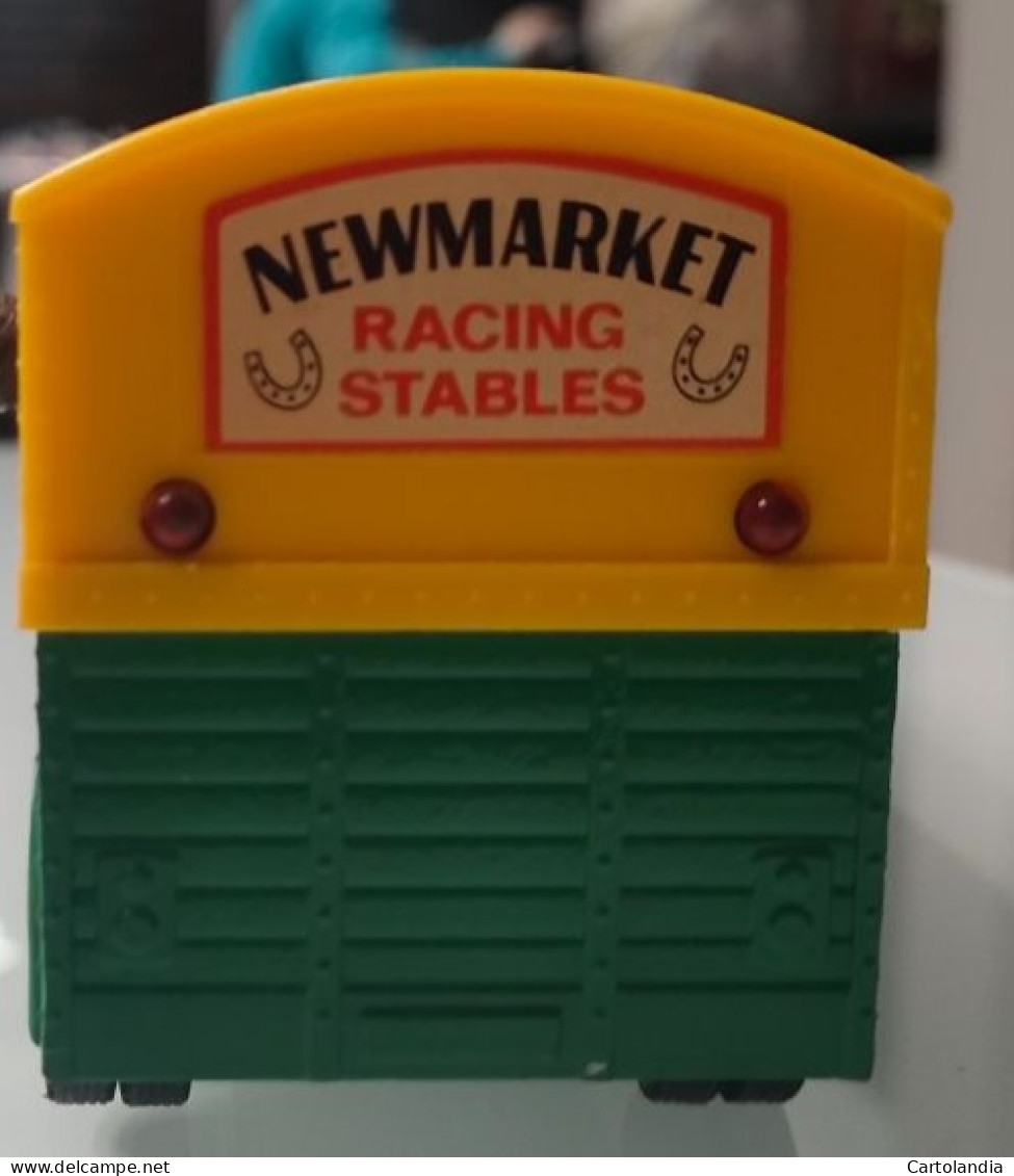 Corgi Major Toys Bedford Tractor Unit + Horse Box Trailer In Green/Yellow - Other & Unclassified