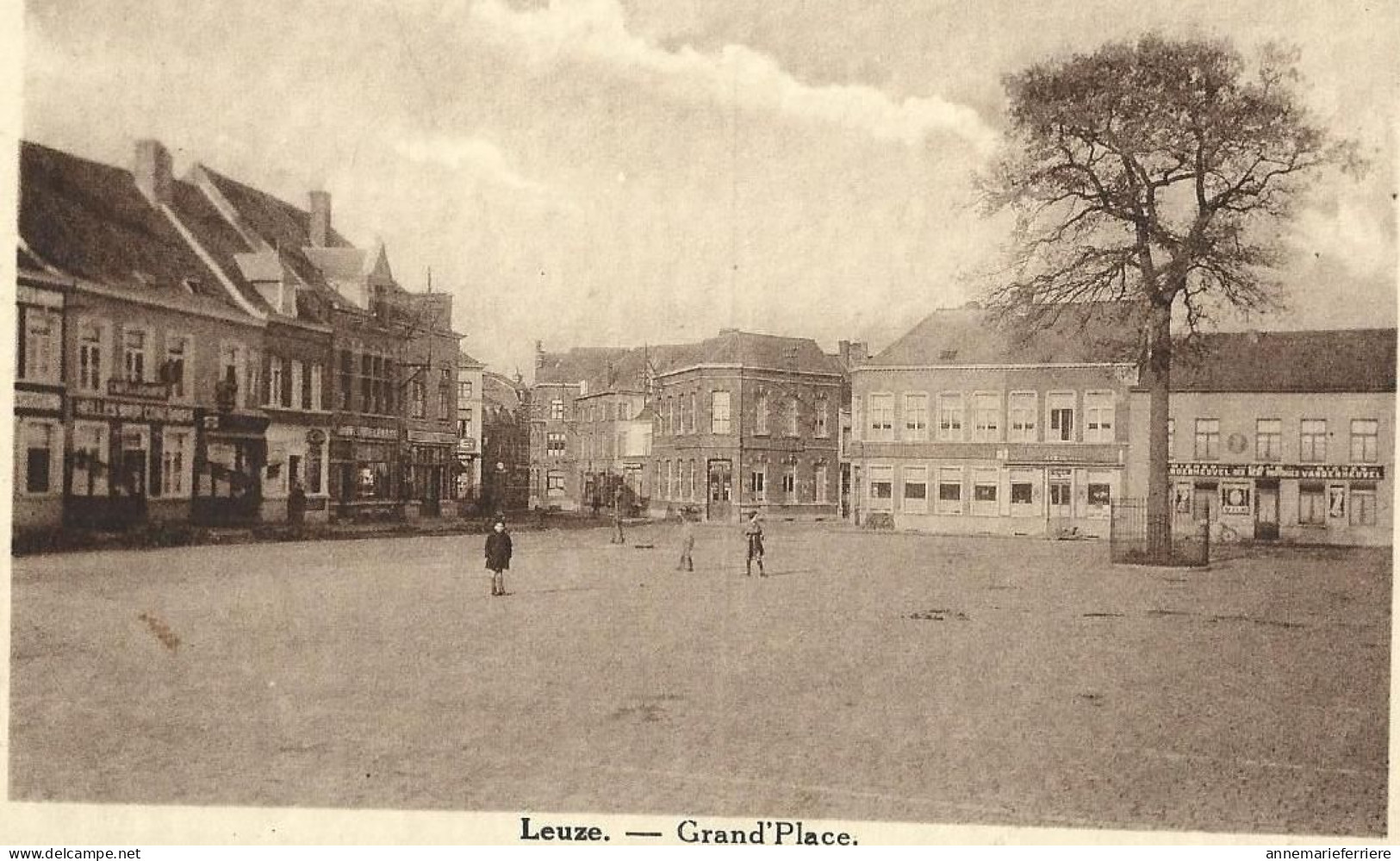 Leuze - Grand'Place - Leuze-en-Hainaut