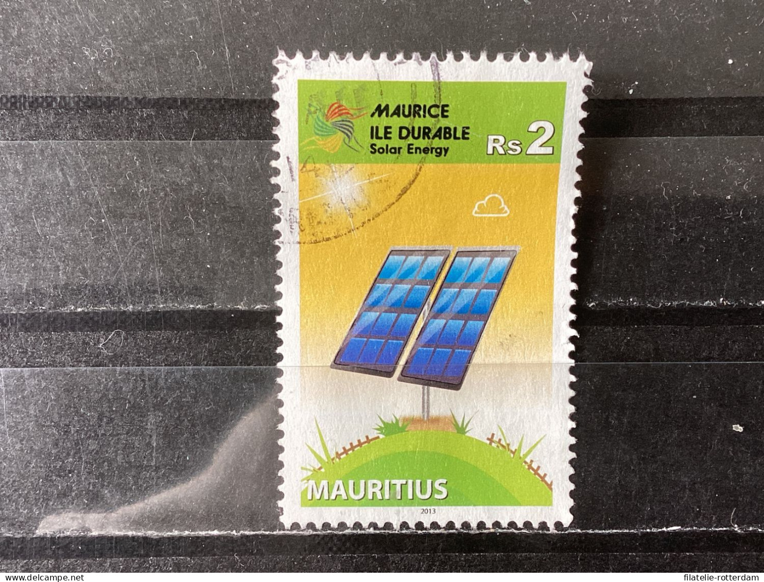 Mauritius - Solar Energy (2) 2013 - Maurice (1968-...)