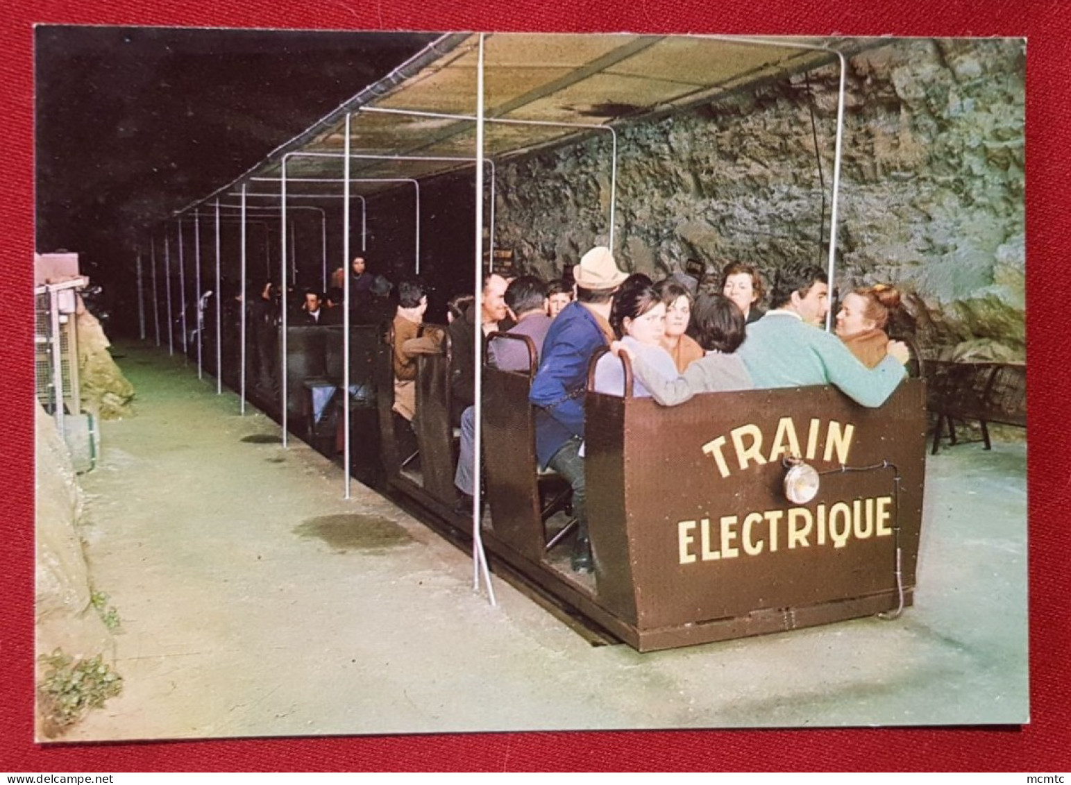 CPM -  En Quercy - Entre Roc Amadour Et Souillac - Les Grottes De Lacave - Le Petit Train - Départ Pour La Visite - Lacave