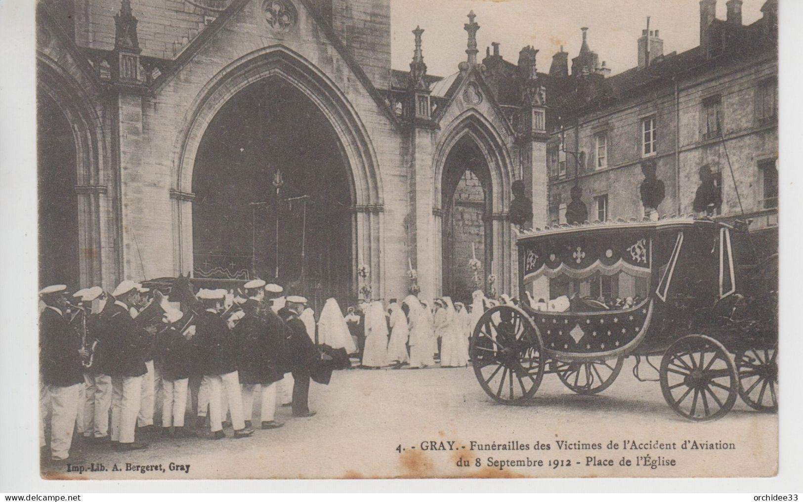 CPA Gray - Funérailles Des Victimes De L'accident D'aviation Du 8 Septembre 1912 - Place De L'église (belle Animation) - Gray