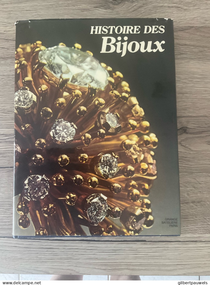 HISTOIRE DES BIJOUX - Moda