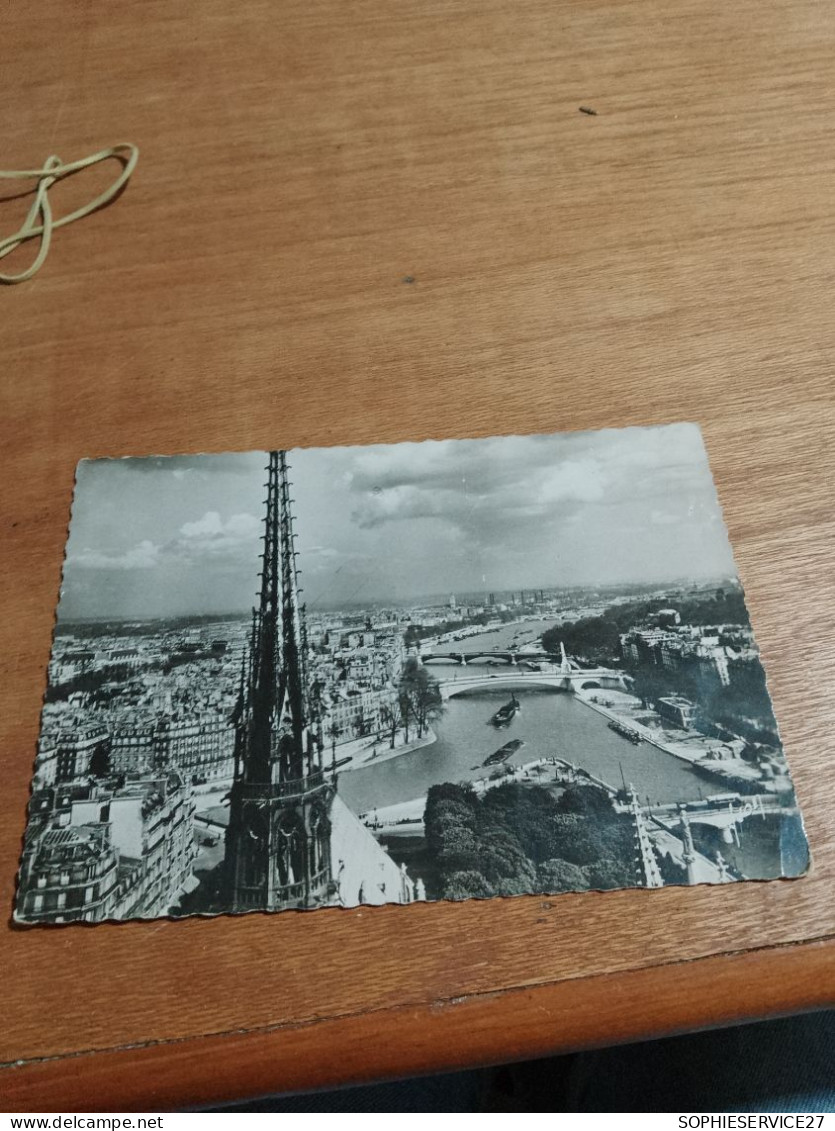 554 //  PARIS  / VUE PANORAMIQUE  PRISE DE NOTRE DAME - Panorama's