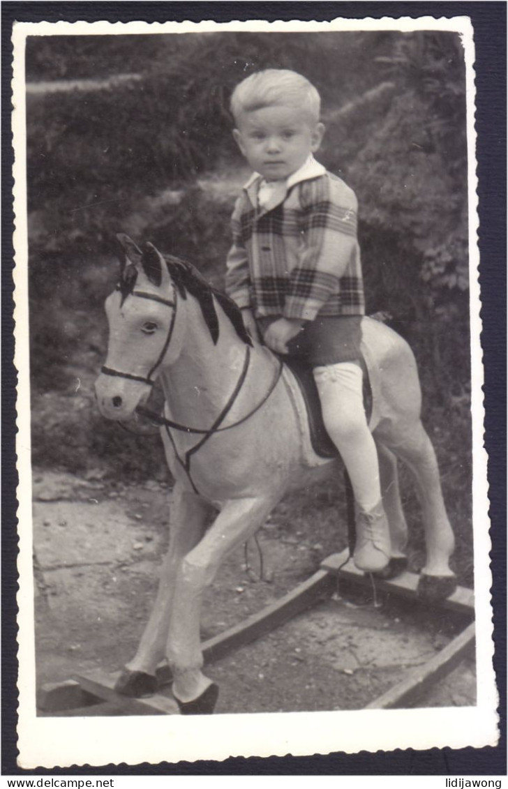 Rocking Horse Boy Boys Photo 9 X 13 Cm (see Sales Conditions) - Anonymous Persons