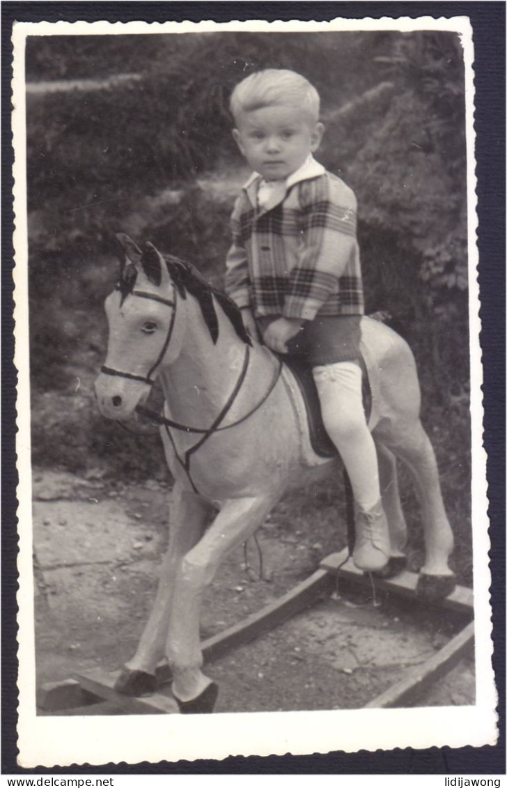 Rocking Horse Boy Boys Photo 9 X 13 Cm (see Sales Conditions) - Personas Anónimos