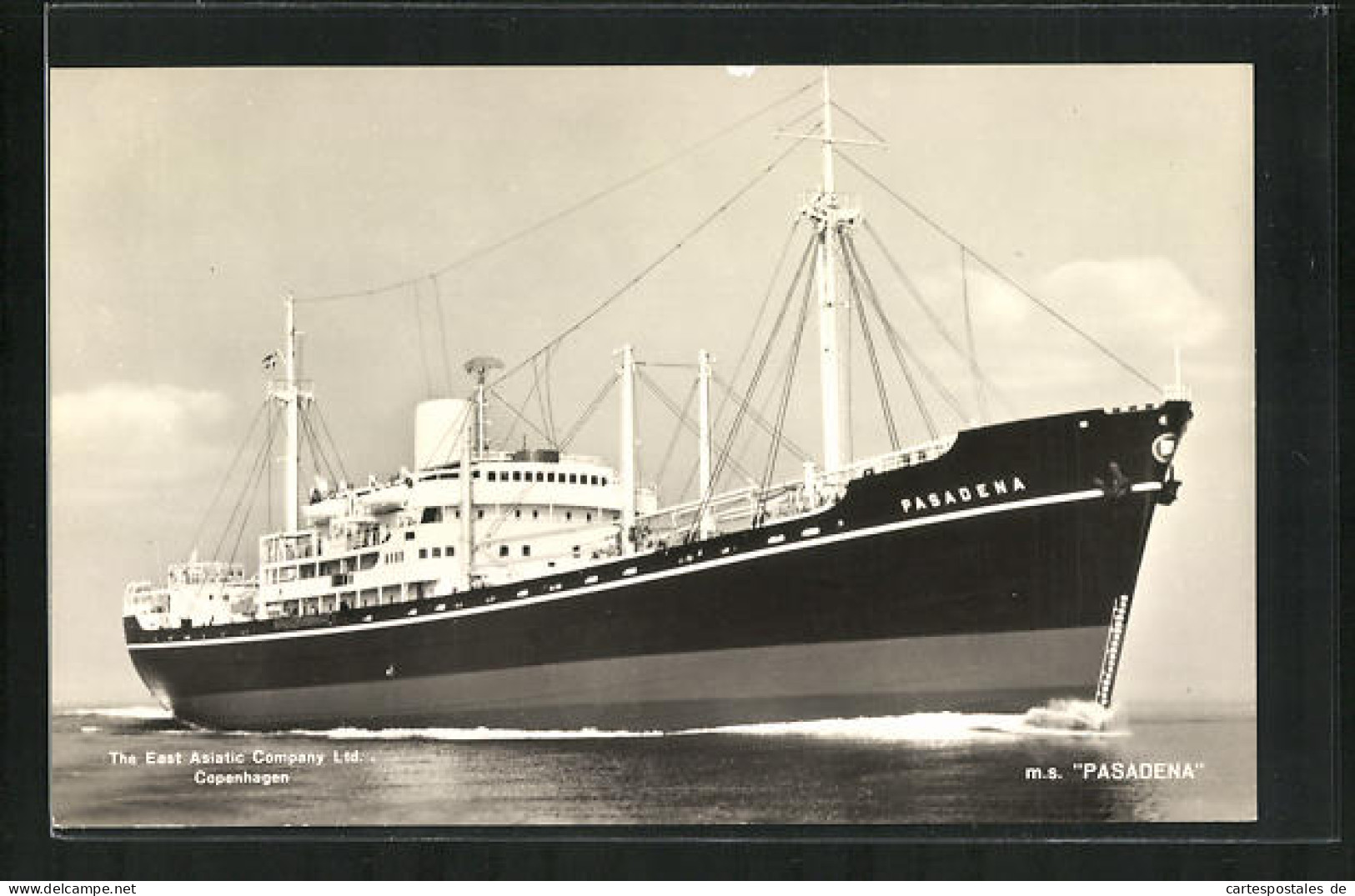 AK M. S. Pasadena, Handelsschiff Der East Asiatic Company Ltd., In Ruhiger See  - Cargos