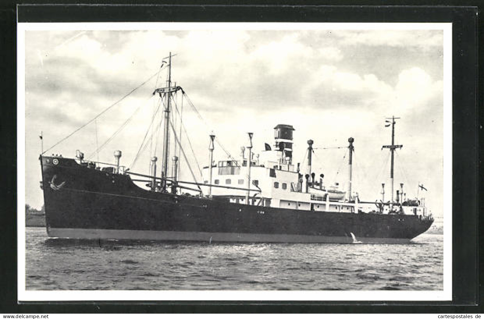 AK Handelsschiff S. S. Fennia Vor Der Küste  - Cargos