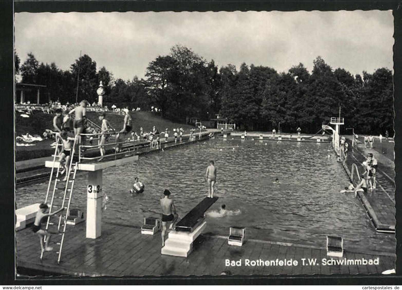 AK Bad Rothenfelde, Schwimmbad Mit Badegästen  - Bad Rothenfelde