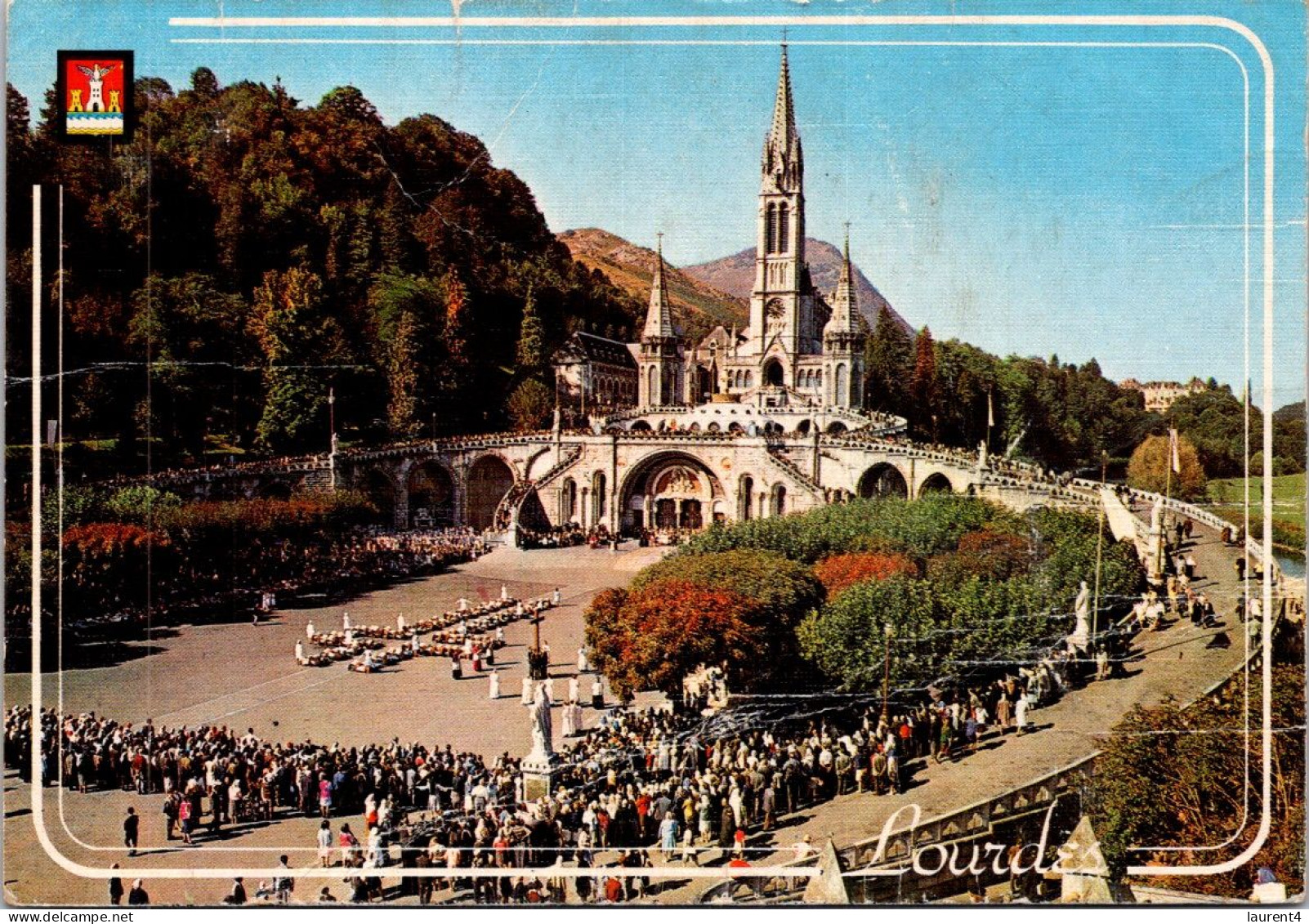 29-3-2024 (4 Y 22) France - Basilique De Lourdes - Denkmäler