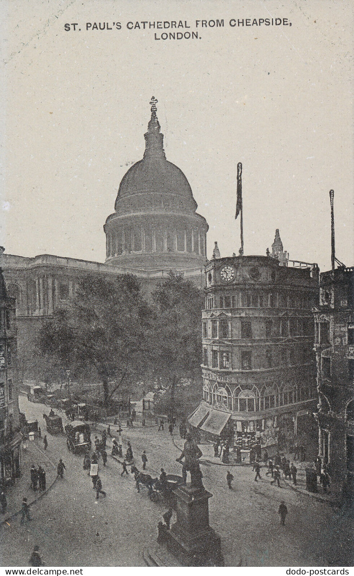 PC44882 St. Pauls Cathedral From Cheapside. London. Auto Photo - Autres & Non Classés