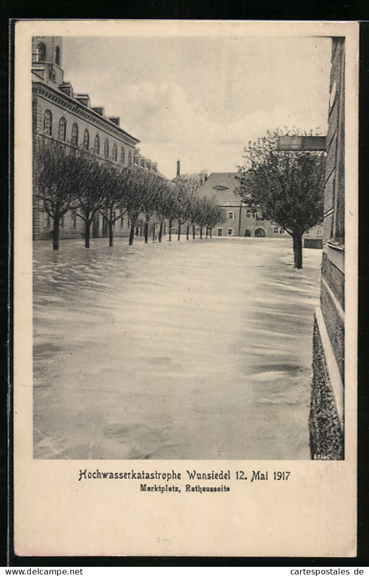 AK Wunsiedel, Hochwasser 1917, Marktplatz, Rathausseite  - Floods