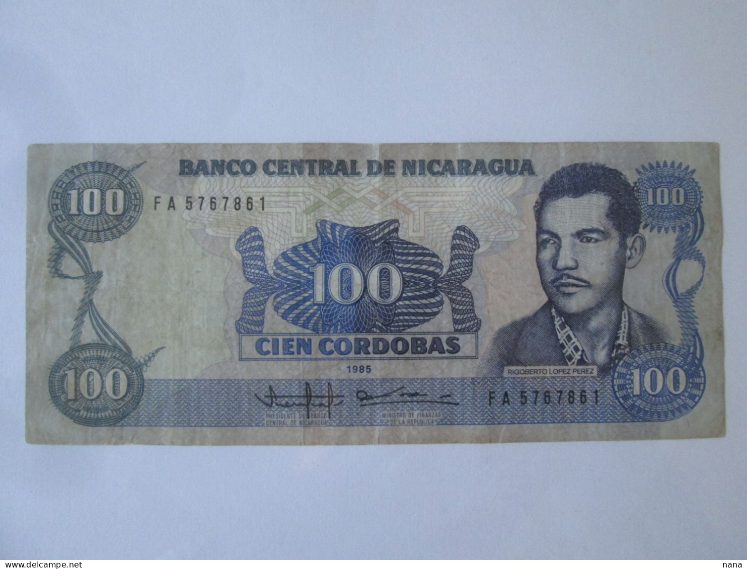 Nicaragua 100 Cordobas 1985 Banknote See Pictures - Nicaragua