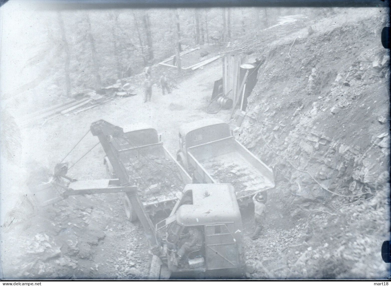 Plaque Photo Construction Du Barrage De BORT-les-ORGUES 19 Dérivation De La Rhue - Pas Cartes Postales - - Autres & Non Classés