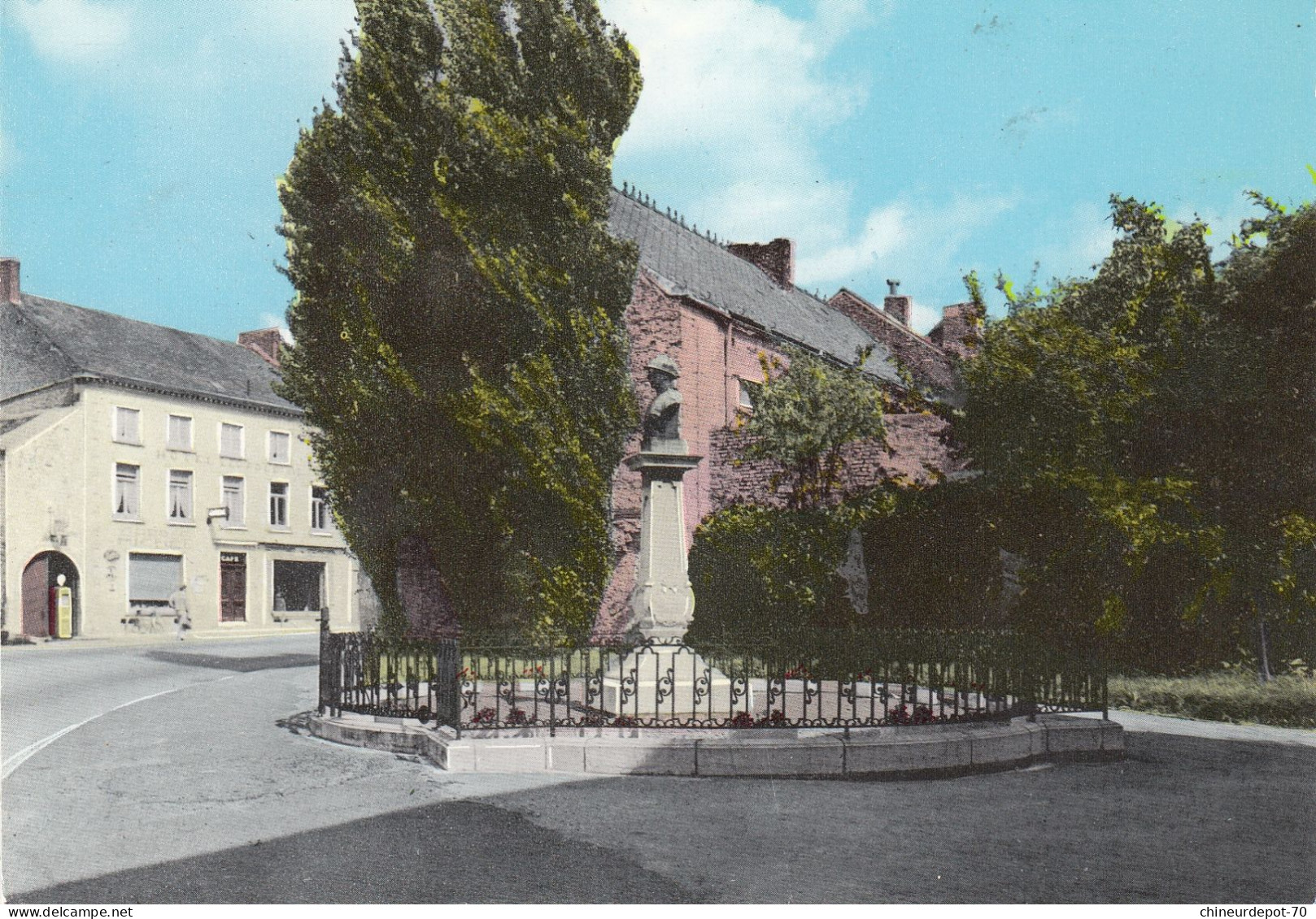 FOSSE LA VILLE   MONUMENT ROI ALBERT - Fosses-la-Ville