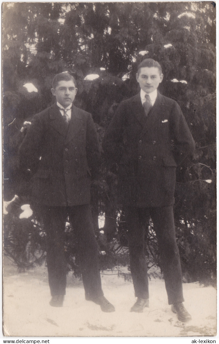 Foto  2 Männer Im Schnee Portrait 1932 Privatfoto - Personnages