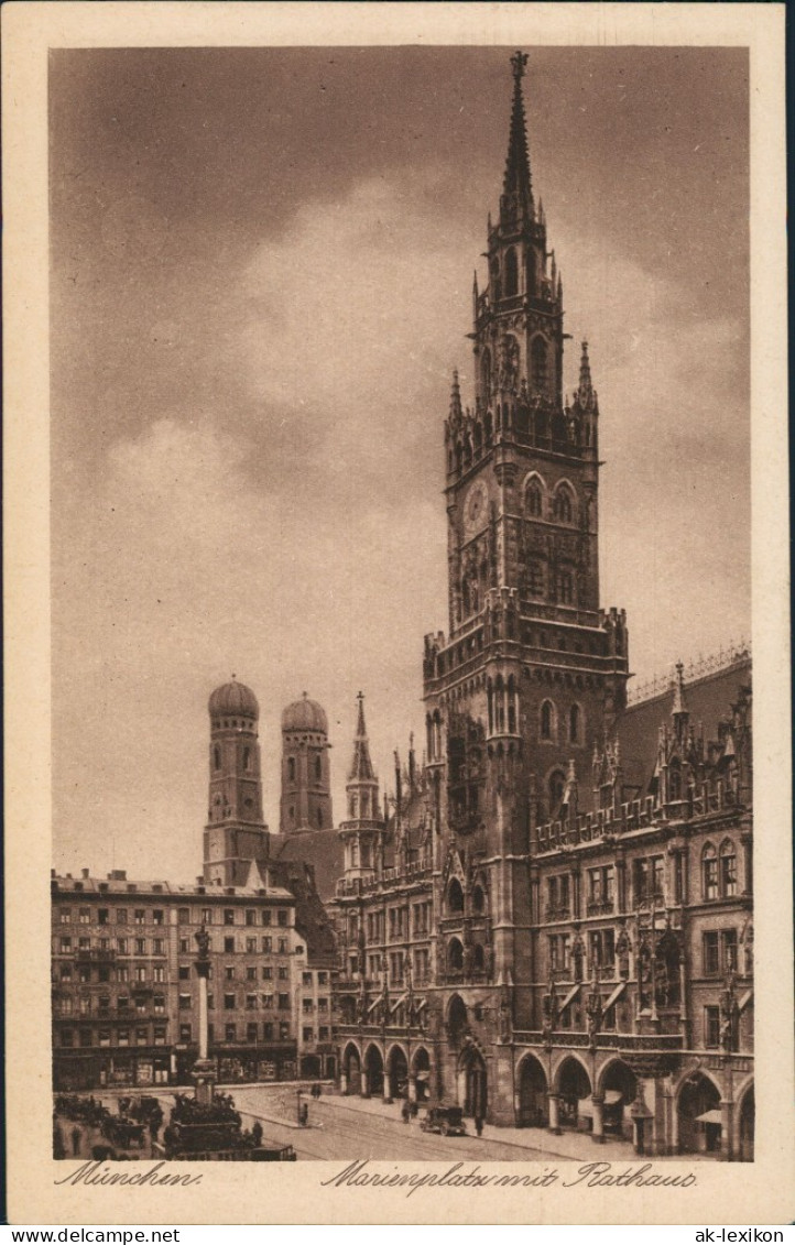 Ansichtskarte München Marienplatz & Rathaus Blick Frauenkirche 1920 - München