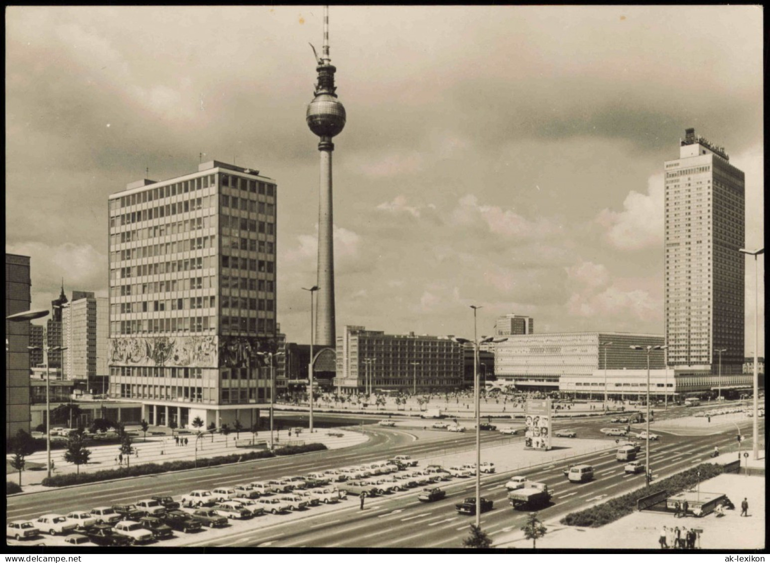 Ansichtskarte Mitte-Berlin Alexanderplatz, Straße 1973 - Mitte