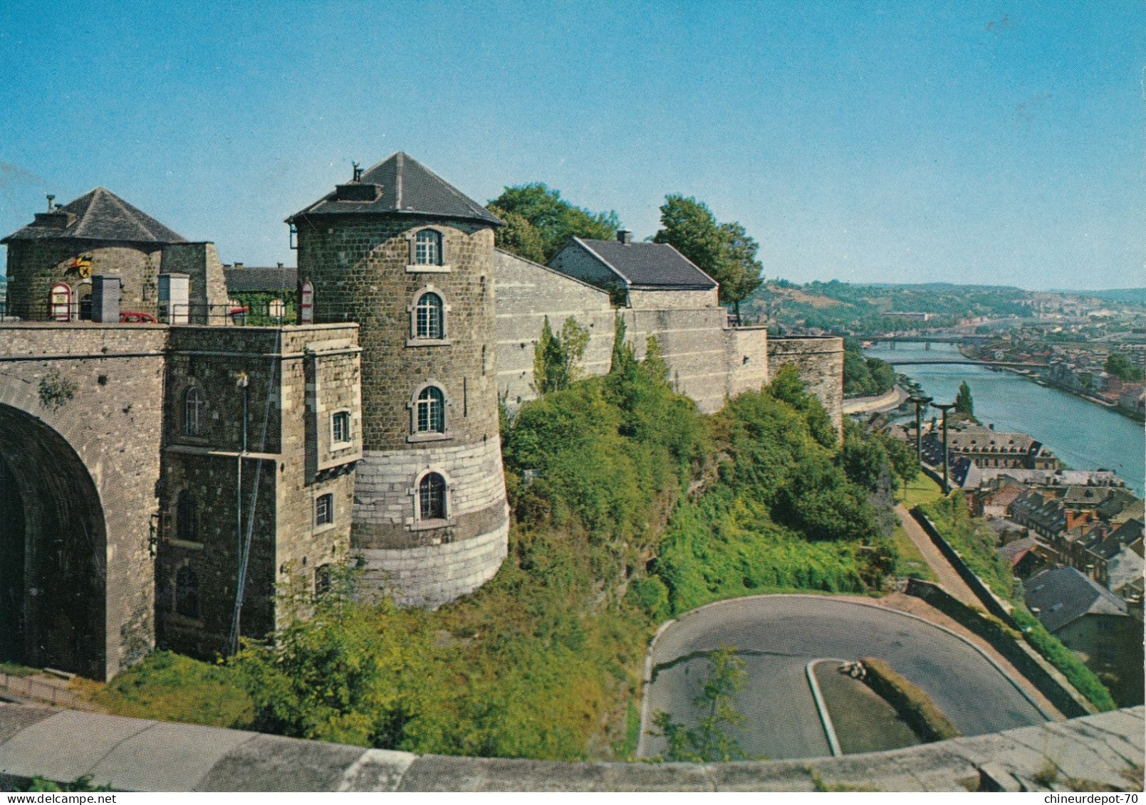 NAMUR   LE CHATEAU DES COMTES - Namur