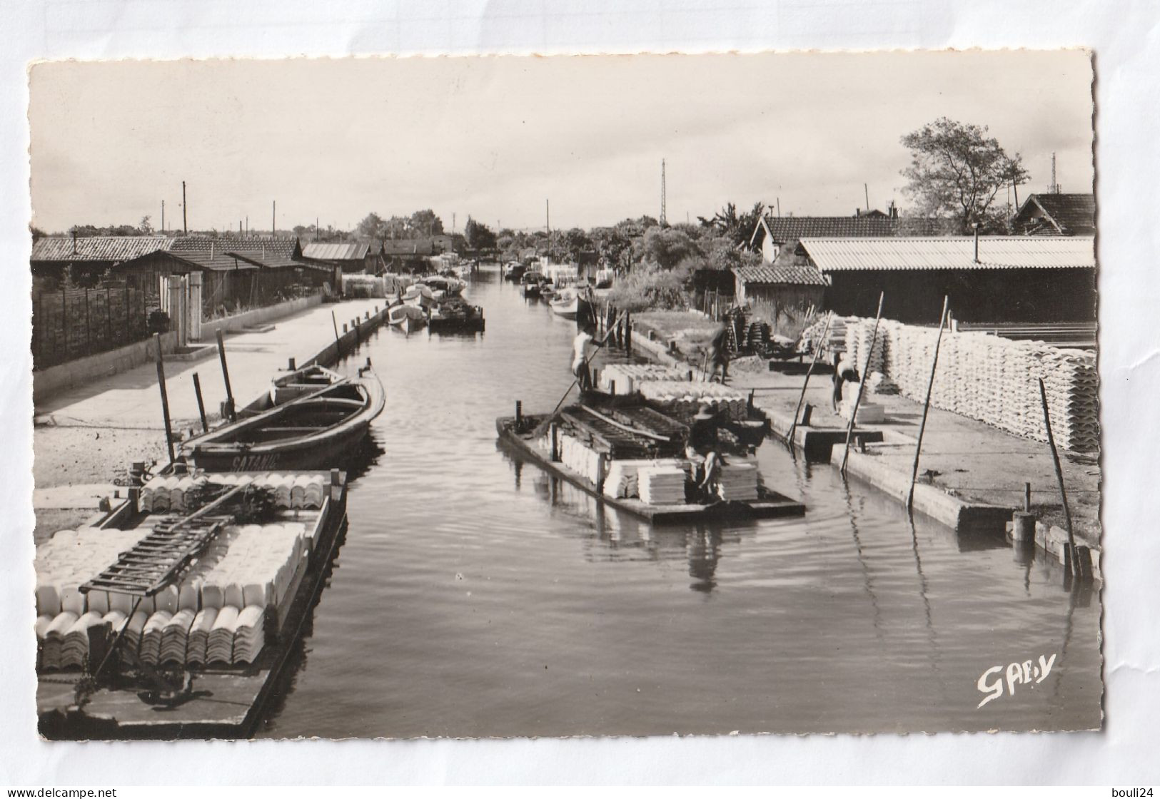 LA TESTE DE BUCH  EN GIRONDE LE CANAL   LES OSTREICULTEURS  CPA  CIRCULEE - Autres & Non Classés