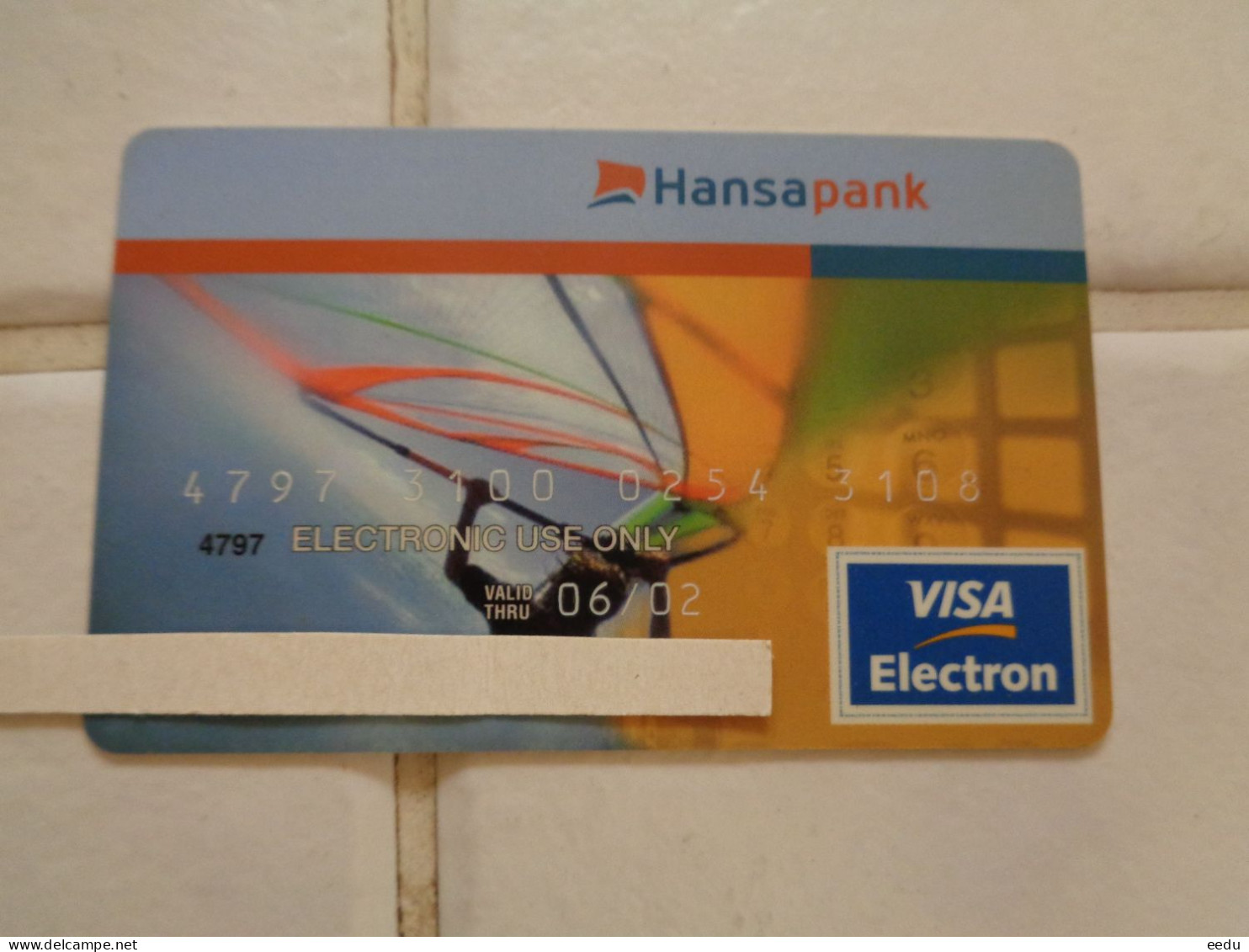 Estonia Bank Card - Krediet Kaarten (vervaldatum Min. 10 Jaar)