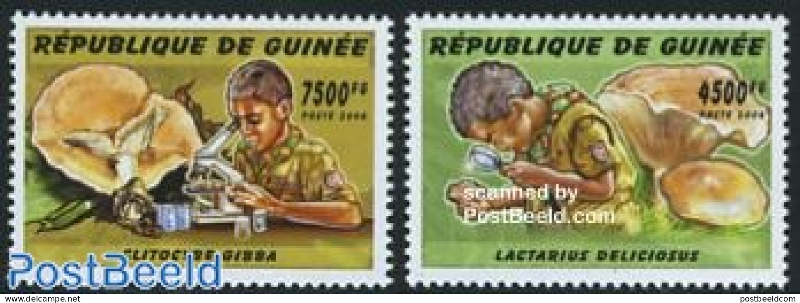 Guinea, Republic 2006 Scouting, Mushrooms 2v, Mint NH, Nature - Sport - Mushrooms - Scouting - Pilze