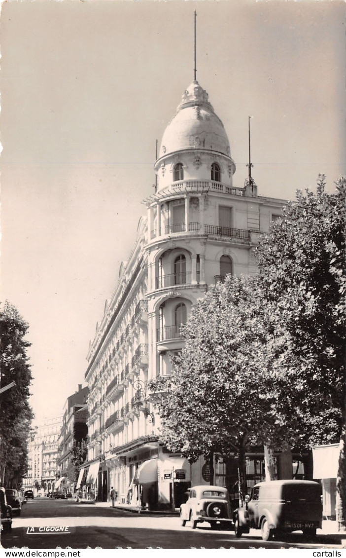 03-VICHY-N°3882-E/0333 - Vichy